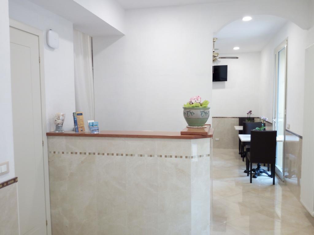Sabini Rentals - Affittacamere Санта-Маргерита-Лигуре Екстериор снимка